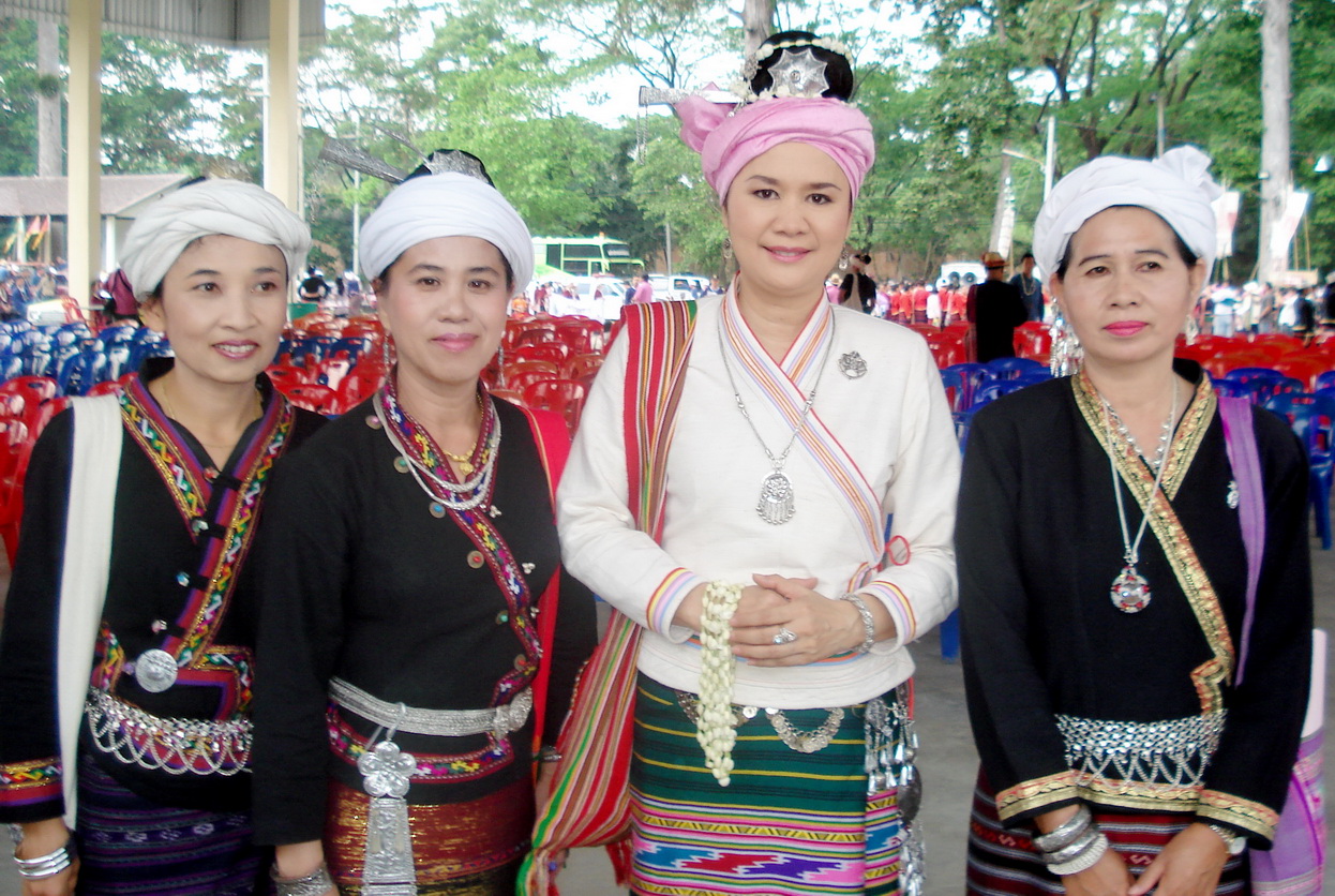 ททท. สำนักงานแพร่ ขอเชิญร่วมงาน “ผ่อดอกชมพูภูคาบาน  สืบสานวัฒนธรรมไตลื้อ”